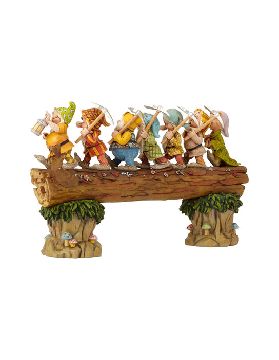 Disney Traditions - Statue de Blanche Neige « Sur le chemin du retour »