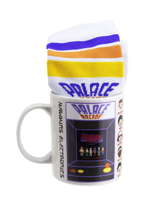 Stranger Things - Coffret cadeau avec tasse à café et chaussettes
